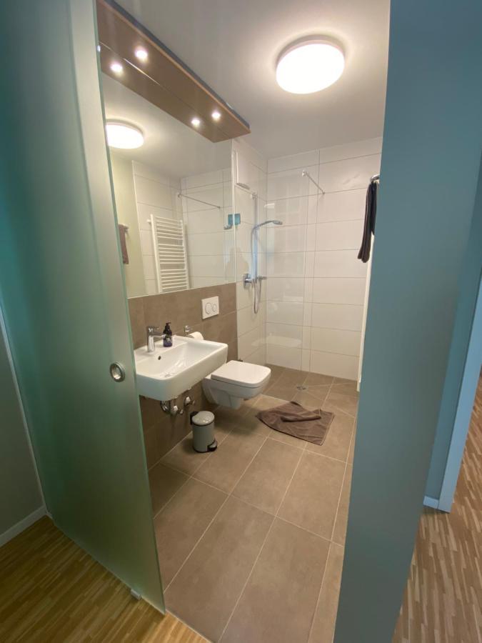 Con4rent Living - Businesszimmer nahe Messe Stuttgart Kirchheim unter Teck Exterior foto