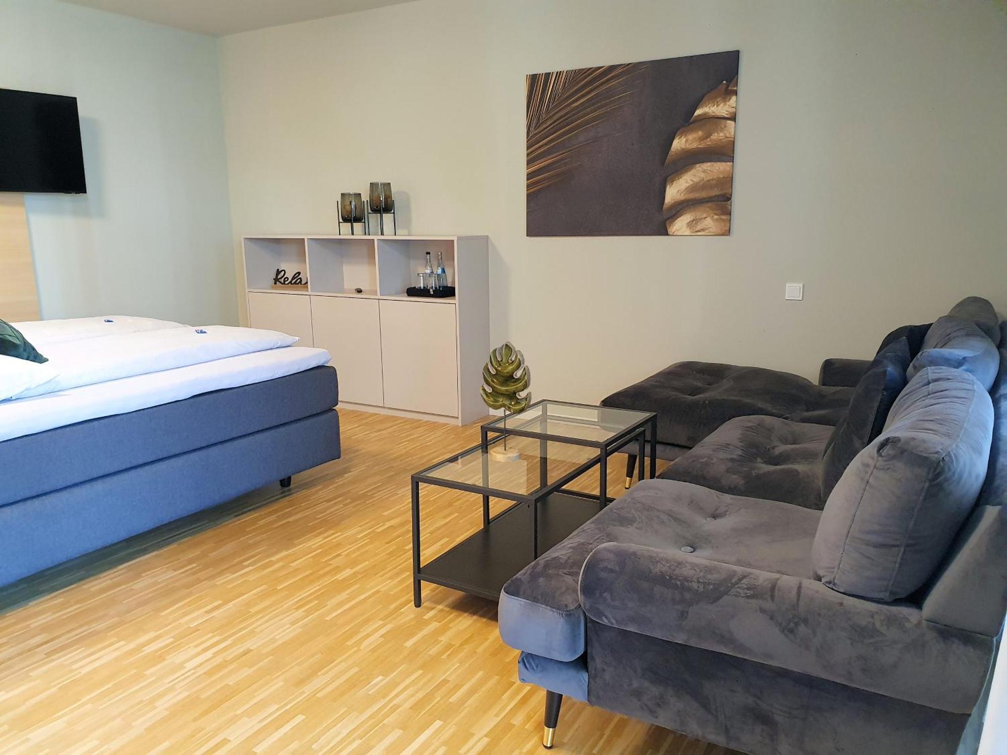 Con4rent Living - Businesszimmer nahe Messe Stuttgart Kirchheim unter Teck Exterior foto